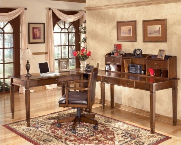 Get a Cross-Island L-Shaped Desk