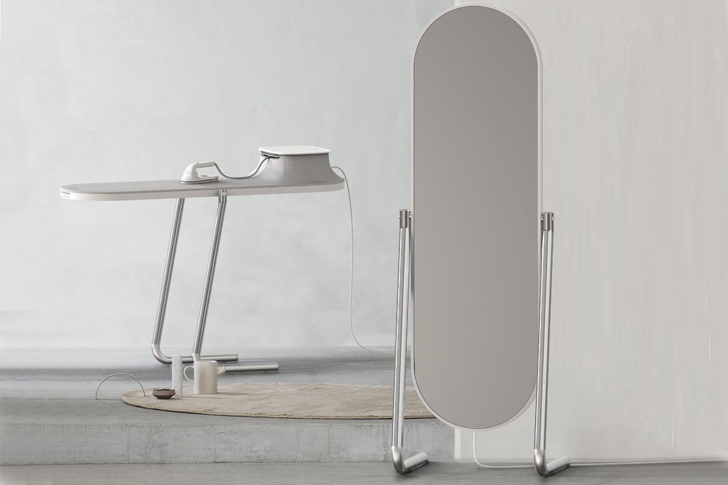 A Mirror that Turns Into the Iron Board
