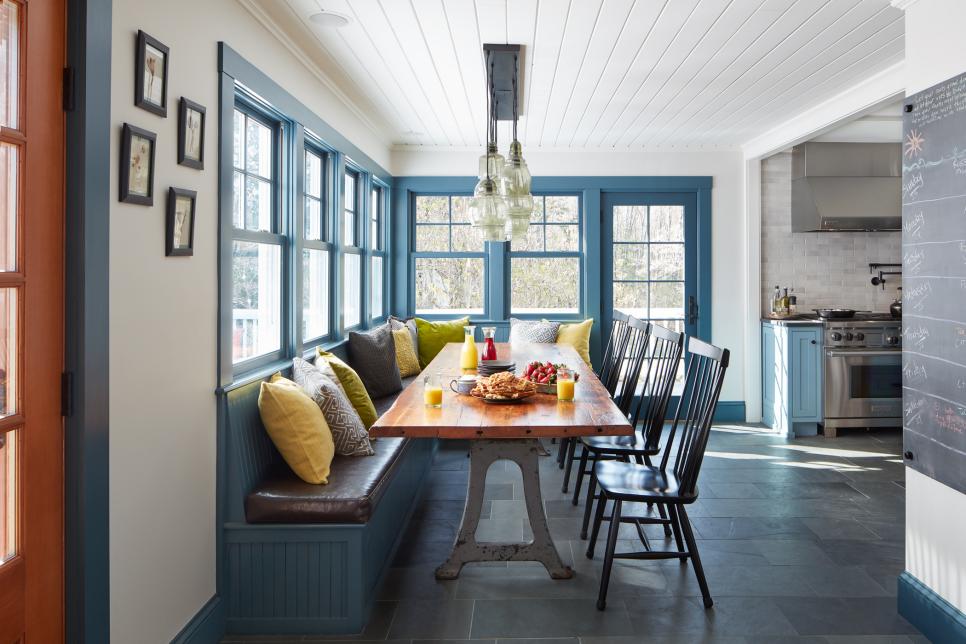 Breakfast Nook Bench for A Large Family