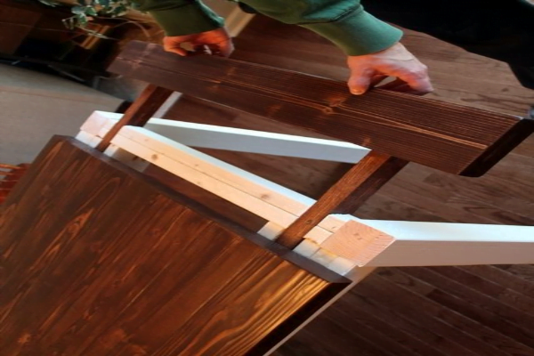  Farmhouse Table with Extensions