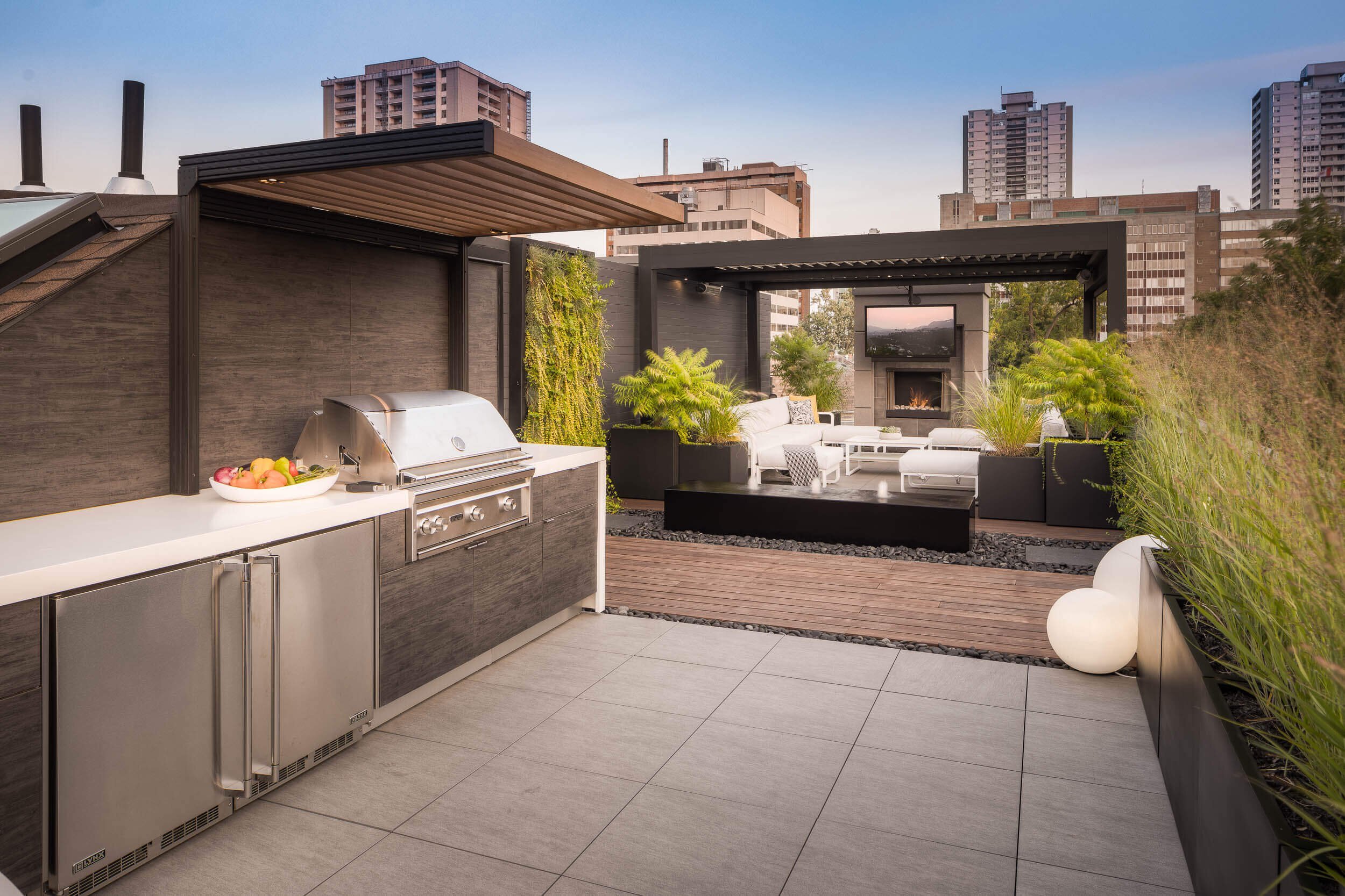 Set up Your Outdoor Kitchen on The Roof